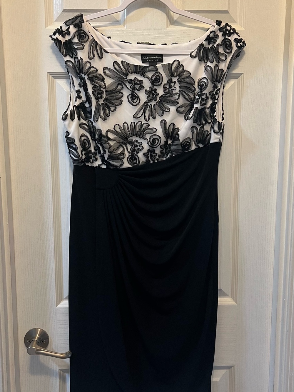 connected apparel Black and White Floral Applique Midi Dress